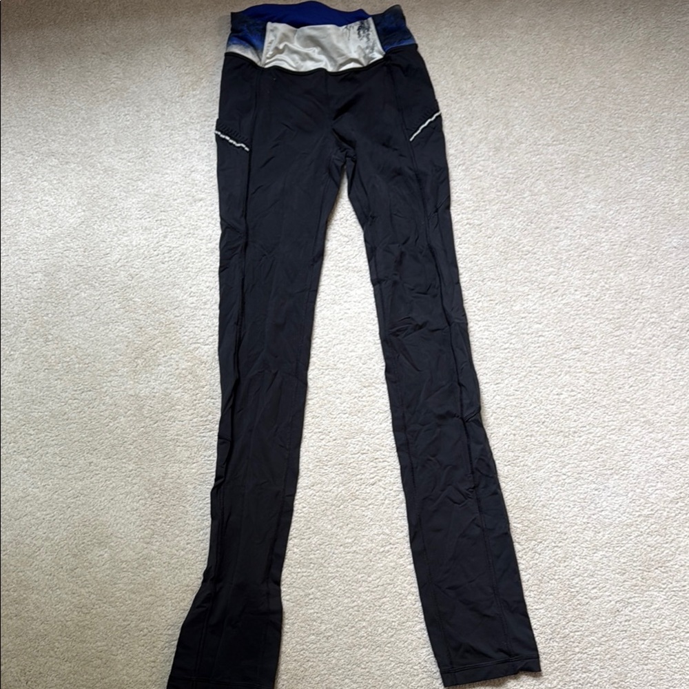 Lilulemon Black and Blue Athletic Leggings